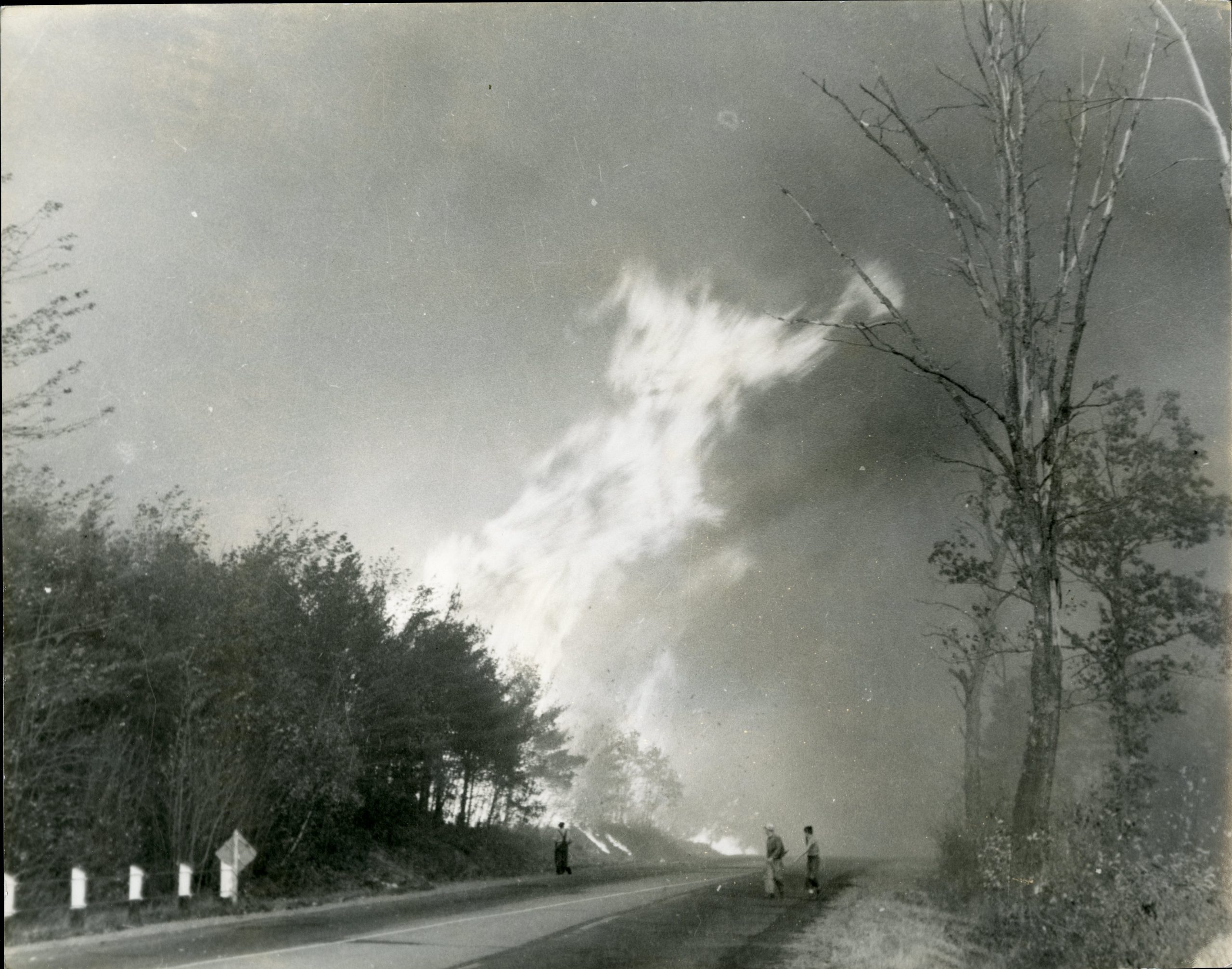 Fire jumping Route 1, 1947